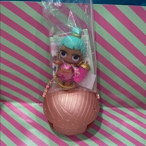 L.O.L. Surprise Genie! Doll with Pink and Teal Colors (Napping)